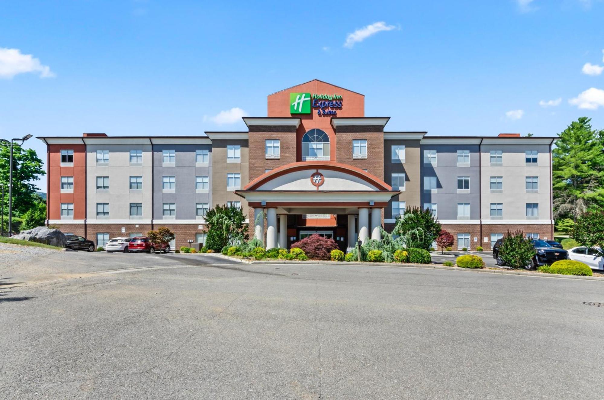 Holiday Inn Express & Suites Wytheville, An Ihg Hotel Exterior foto